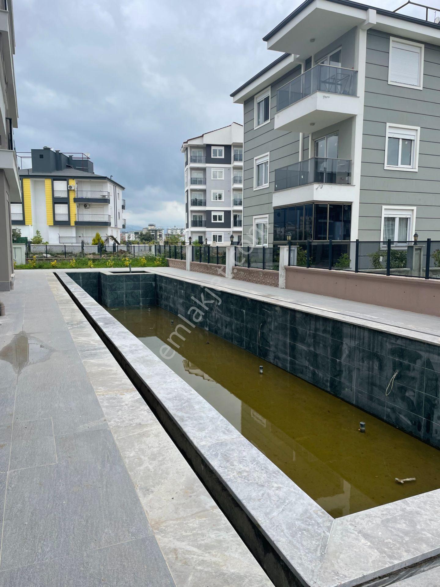 Döşemealtı’nda Kiralık Lüks 1+1 Daire - Görsel 3