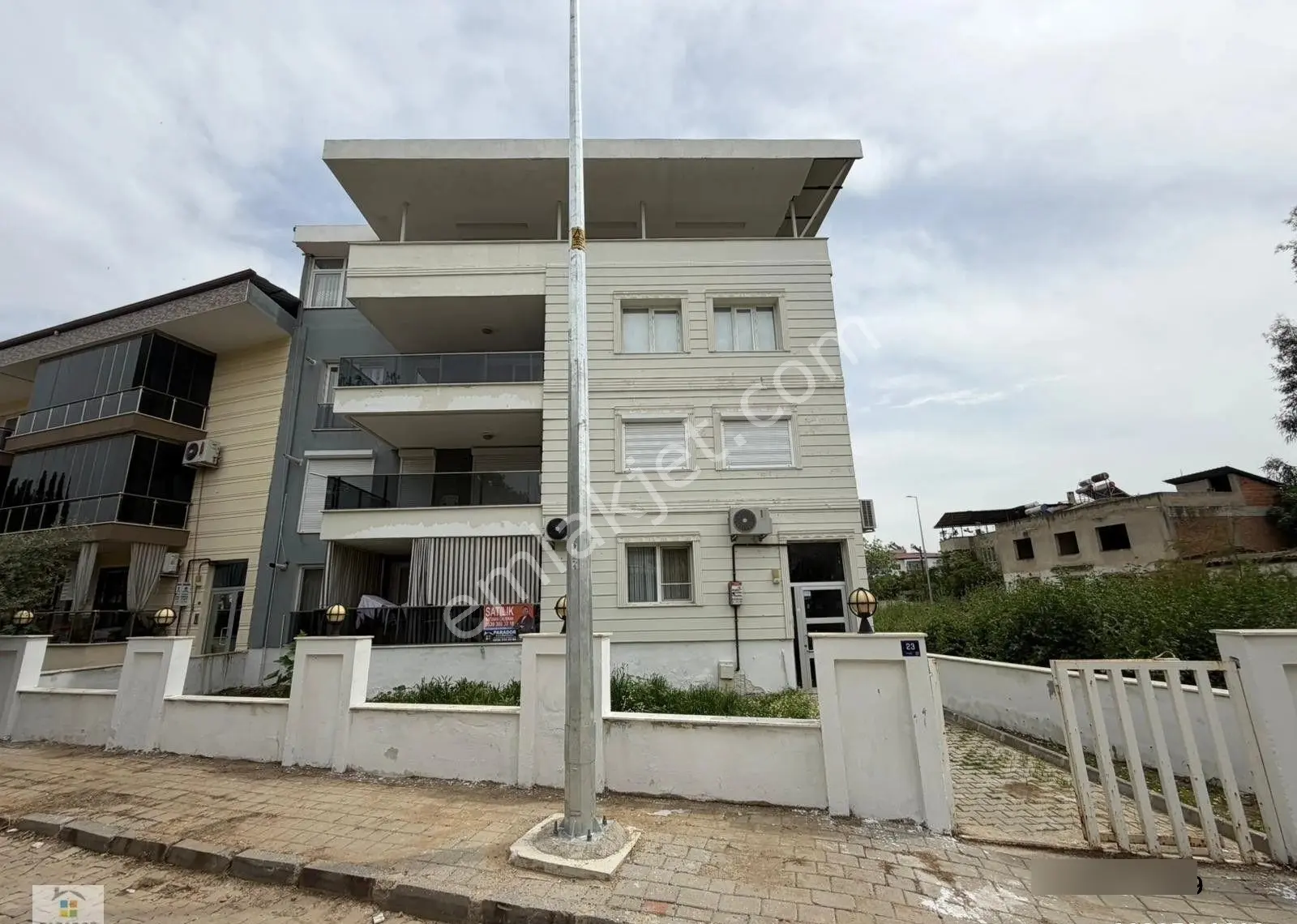 Aydın Nazilli Çapahasan Mahallesinde Satılık 2+1 Daire