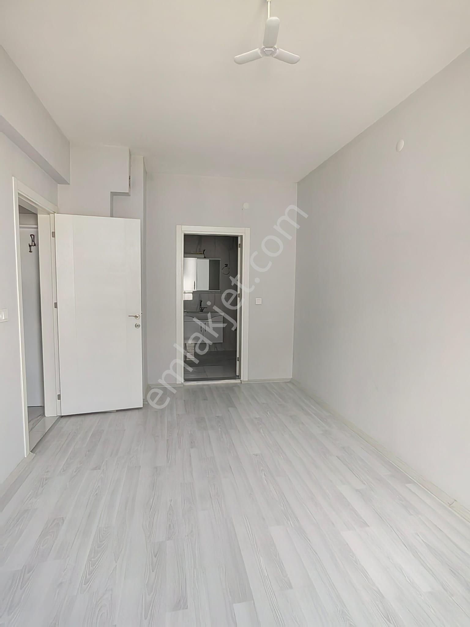 Akçay Emlak'tan Akşehir Meydan Mahallesi Çarşı Merkezde Sıfır Kiralık 2+0 Daire - Görsel 9