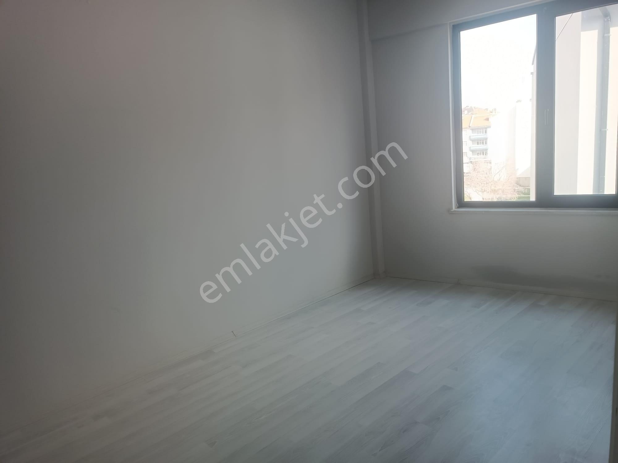 Akçay Emlak'tan Akşehir Meydan Mahallesi Çarşı Merkezde Sıfır Kiralık 2+0 Daire - Görsel 24
