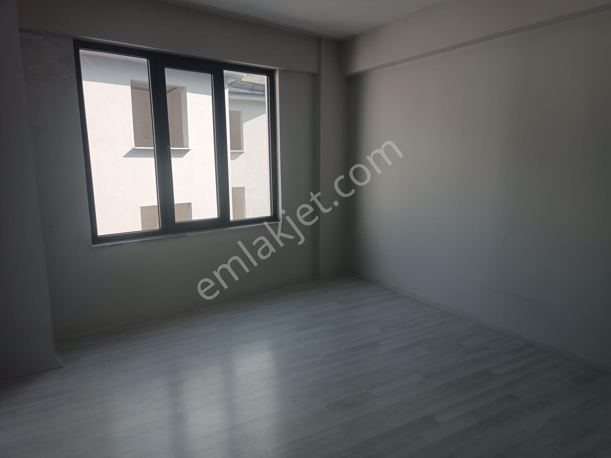 Akçay Emlak'tan Akşehir Meydan Mahallesi Çarşı Merkezde Sıfır Kiralık 2+0 Daire - Görsel 23