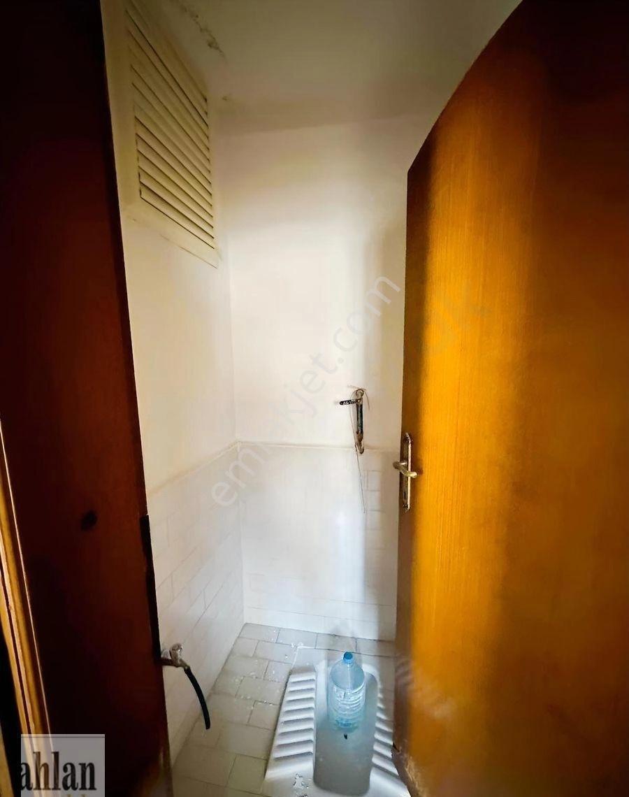 Çarşı Merkezde Kiralık Arakat Daire - Görsel 4