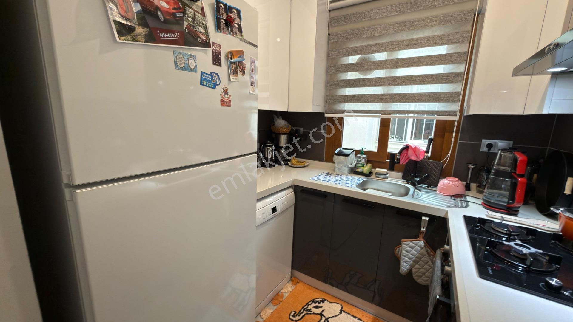 Üçyol Metro Meydanda Sıfır Tadilatlı Geniş 2+1 Satılık Daire - Görsel 16