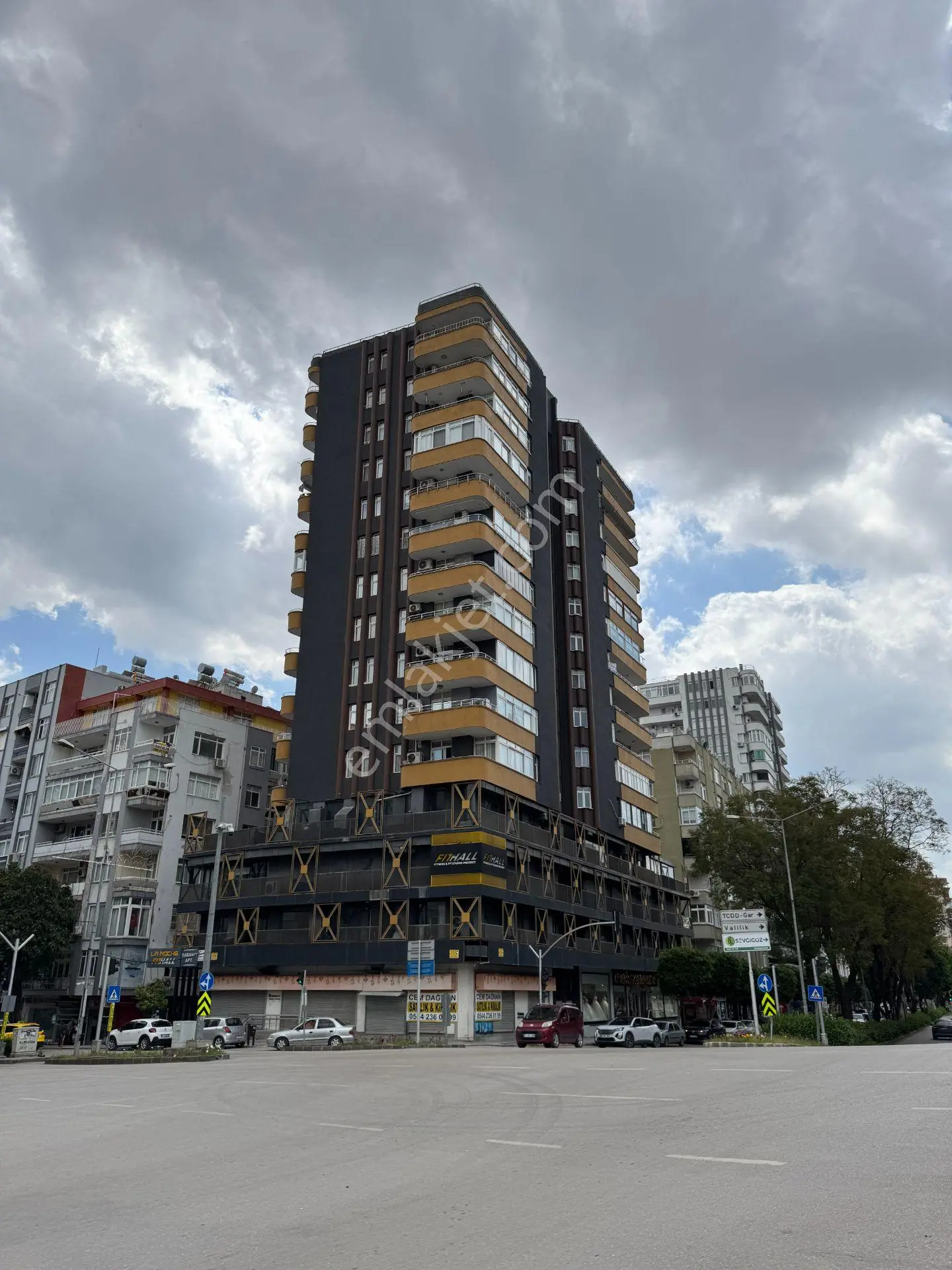 Saymax'tan Gazipaşa Ve Cevat Yurdakul Bulvarı Üzerinde Ultralüks Masrafsız Satılık 4+1 Daire