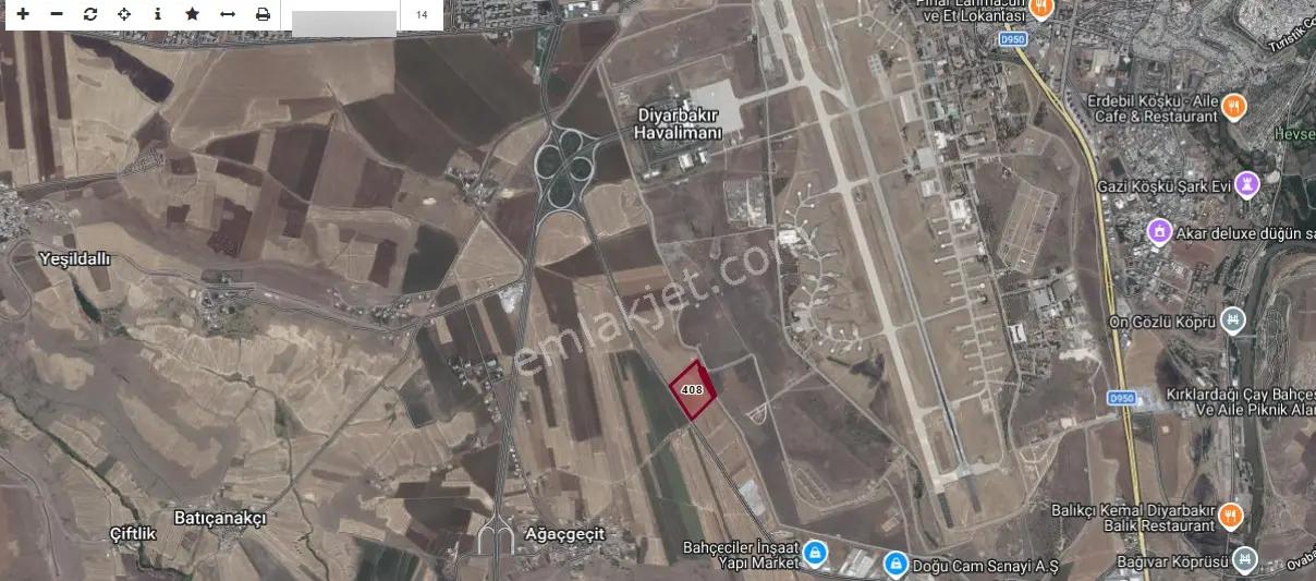 Havalimanı Caddesine Sıfır Satılık Yatırımlık 2930 M2 Tarla