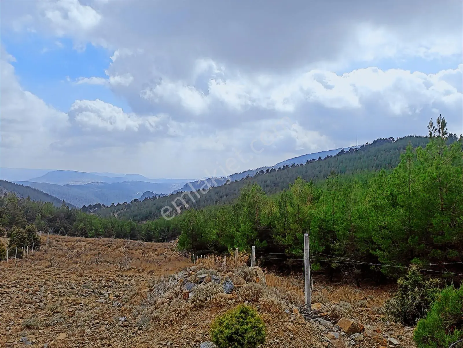 Mükemmel Konumlu Yaylalık 3540m2 Arazi Deniz Ve Mersin Manzaralı