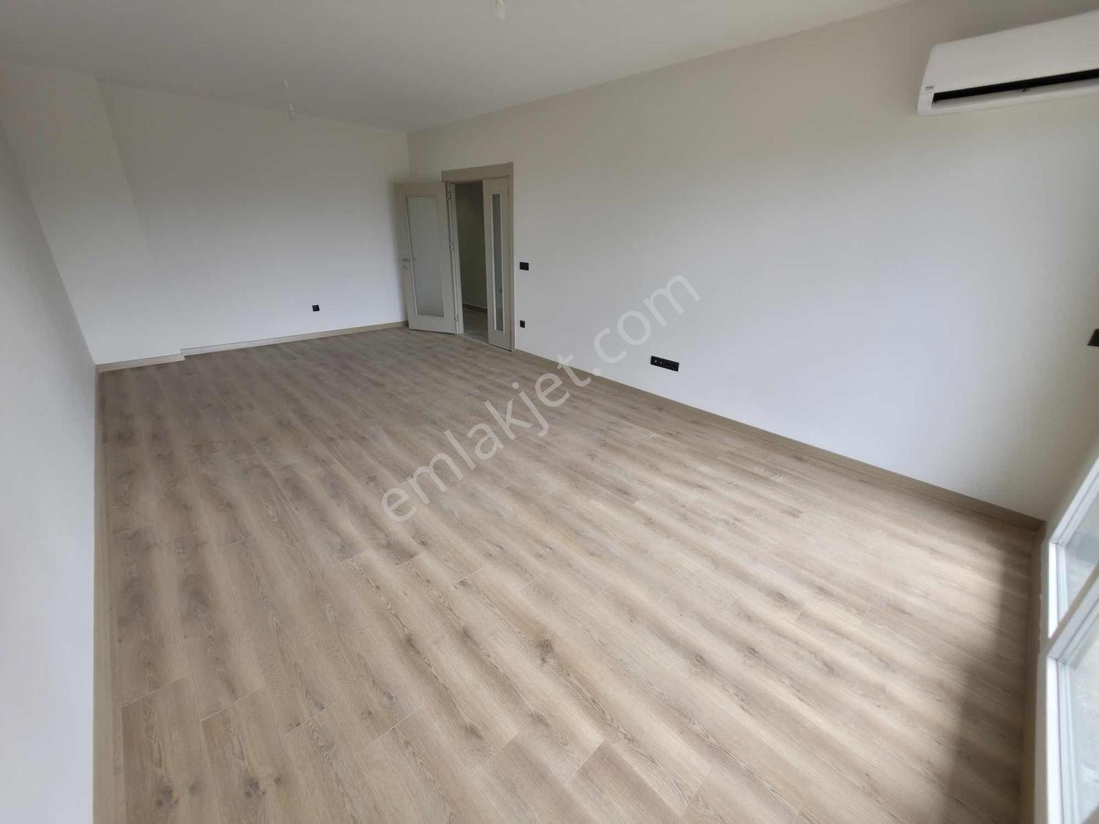 Büyükçekmece Deniz Manzaralı Sıfır 3+1 Daire - Görsel 23