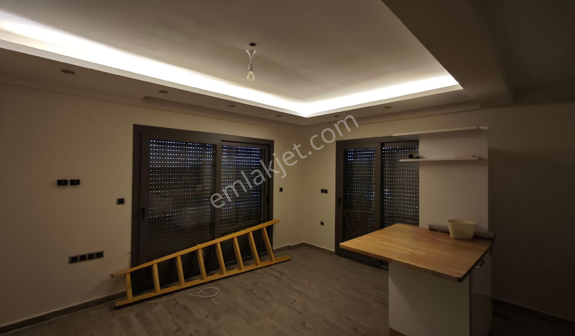 Urla Gülbahçe Mh Site İçerisinde Satılık 2+1 Villa - Görsel 29