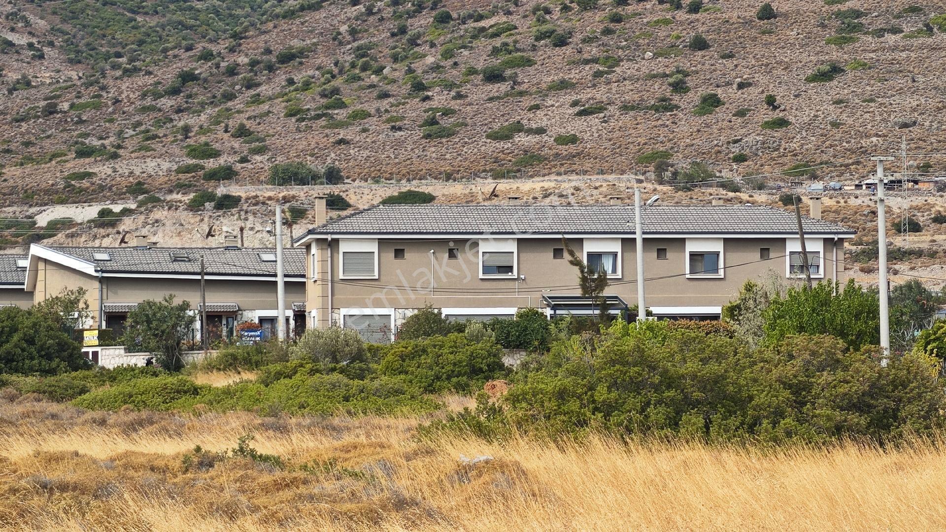 Urla Gülbahçe Mh Site İçerisinde Satılık 2+1 Villa