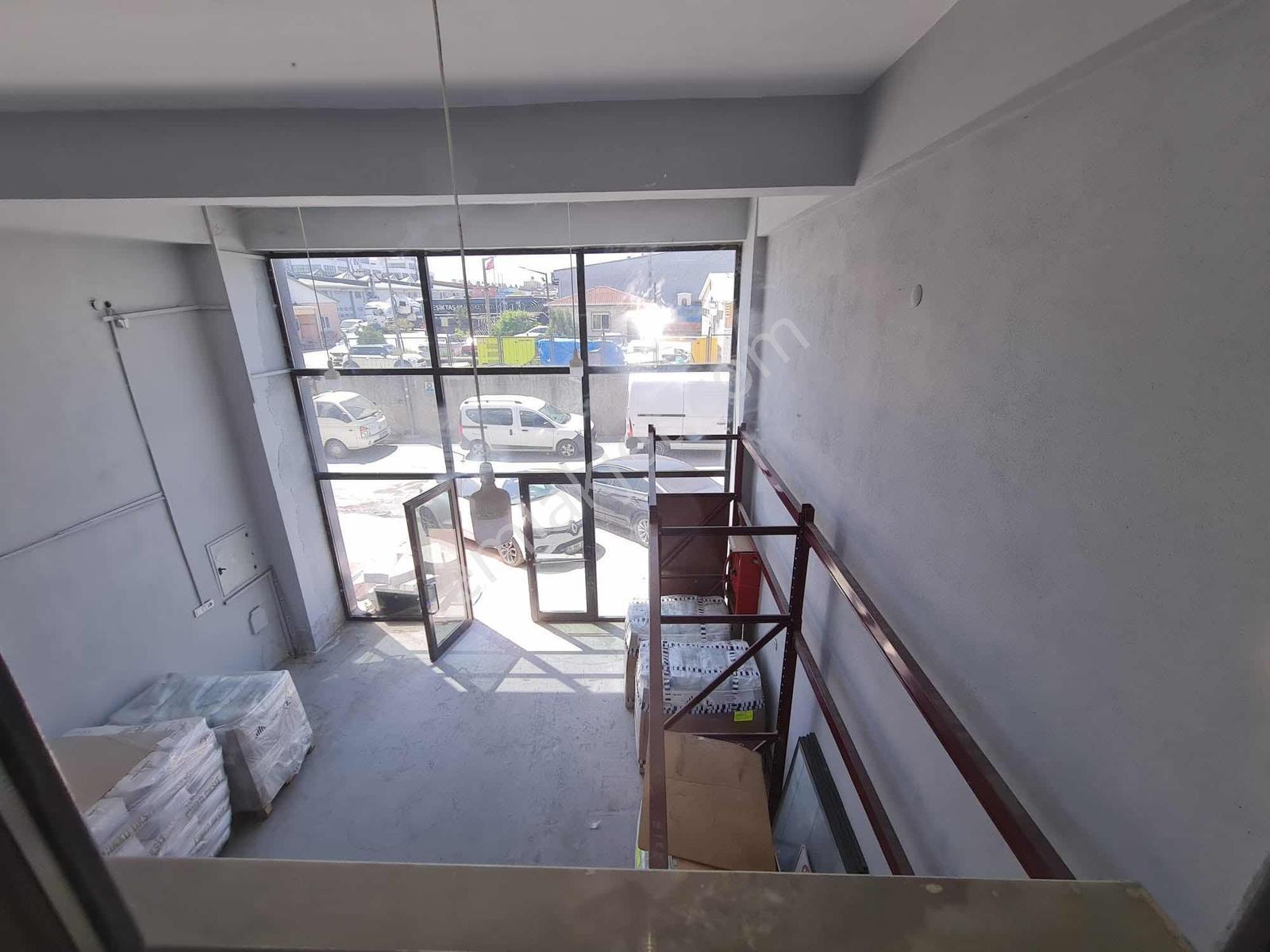 İkitelli Osb 450m2 Tır Kamyon Yaklaşır - Görsel 5