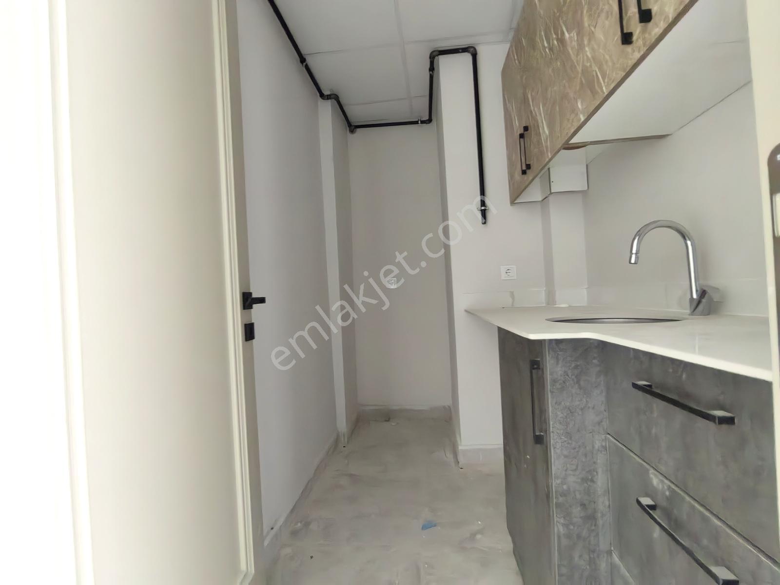İpek Yolu Üzerinde Satılık 2+0 Premium Ofis - Görsel 2