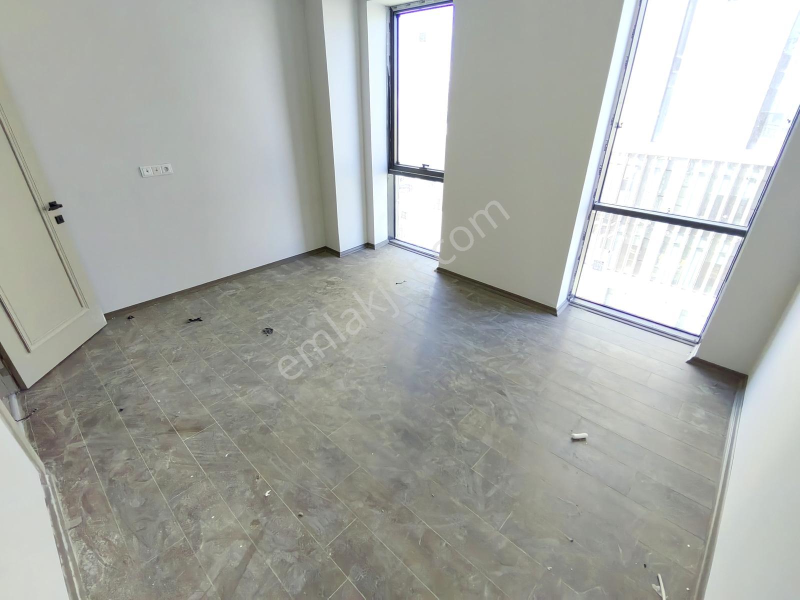 İpek Yolu Üzerinde Satılık 2+0 Premium Ofis - Görsel 7