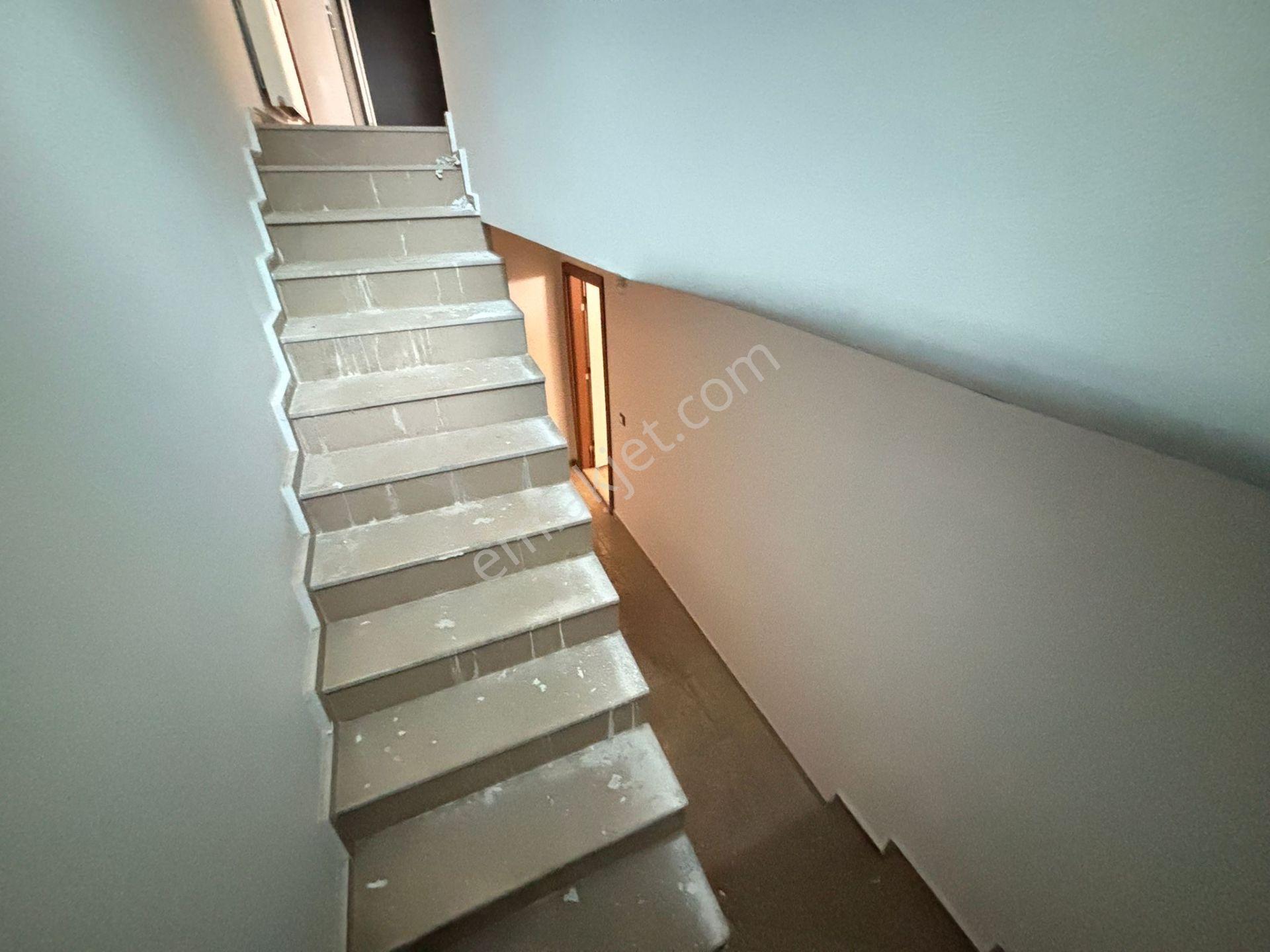Mera Emlaktan Tuzcumurat Mah. 3+1 140m2 Sıfır Ters Dubleks - Görsel 12