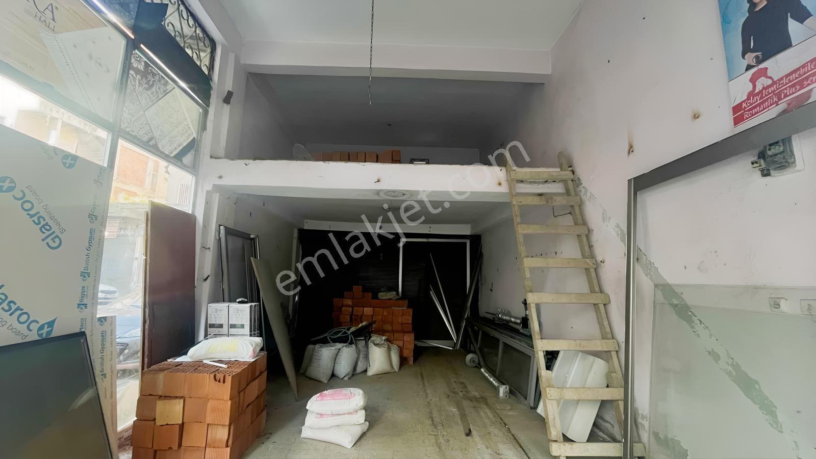 Rw Taka | Araklı Merkezde Satılık Köşe Dükkan - Görsel 2