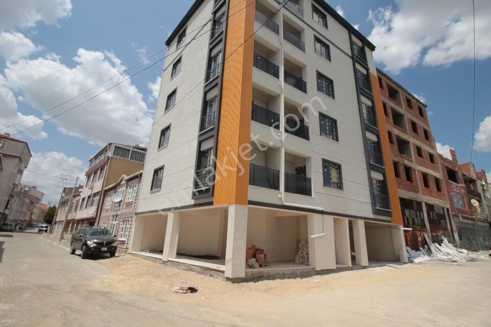 Çelebi Bulvarı Üzerinde 55m2 1+1 Kiralık Sıfır Daire - Görsel 4