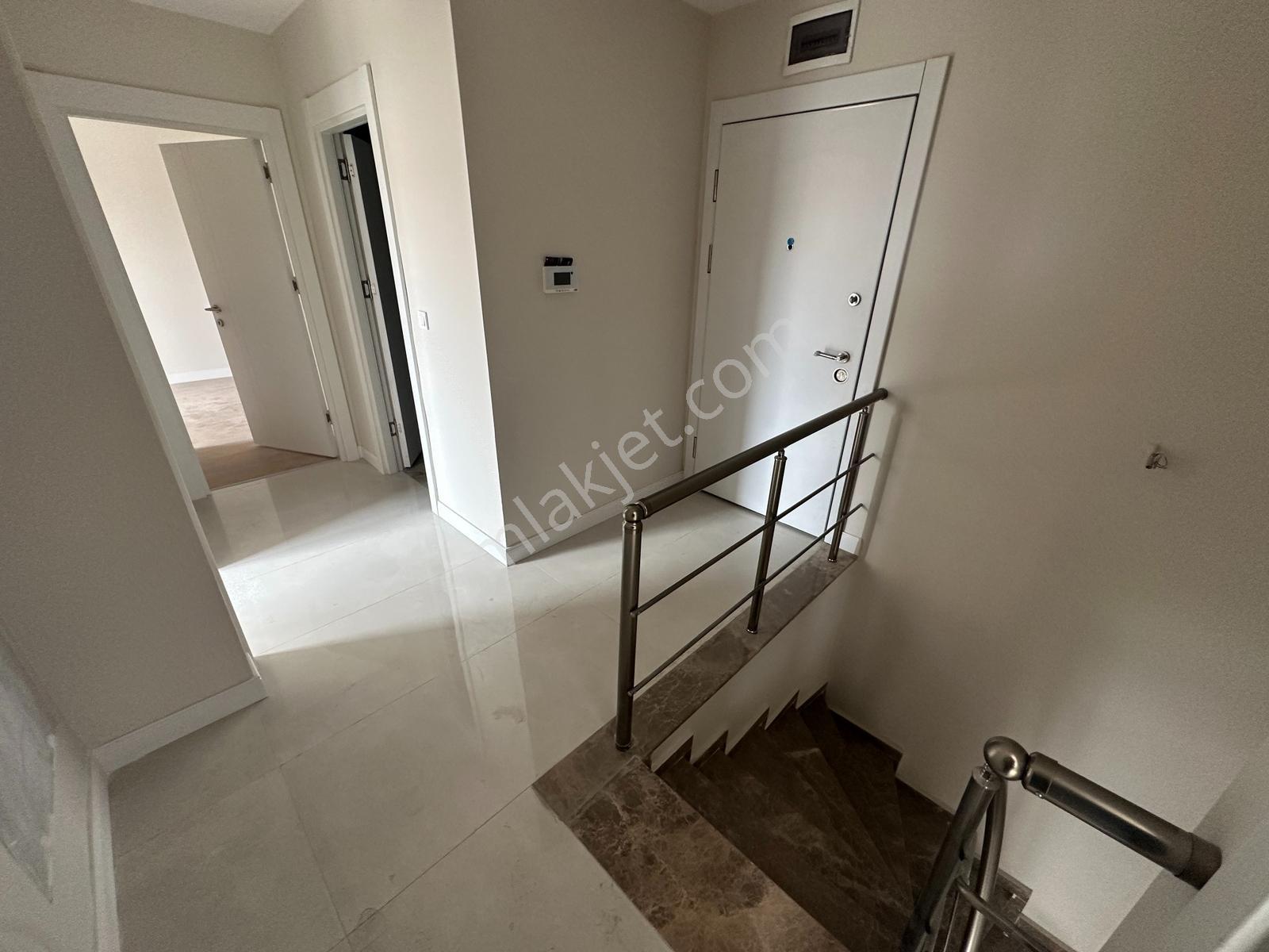 Envarev Çengelköy Satış Ve Kiralama Ofisinden Kiralık 4+1 Daire - Görsel 19
