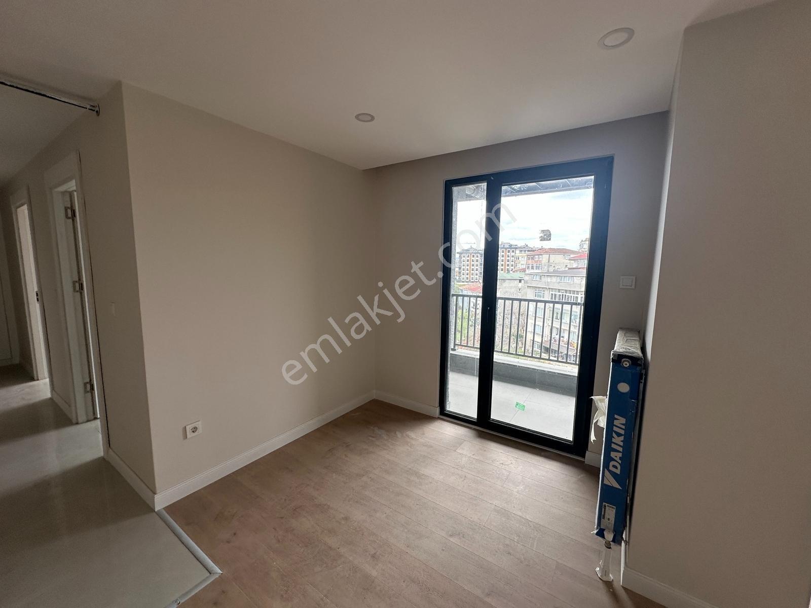 Envarev Çengelköy Satış Ve Kiralama Ofisinden Kiralık 4+1 Daire - Görsel 16