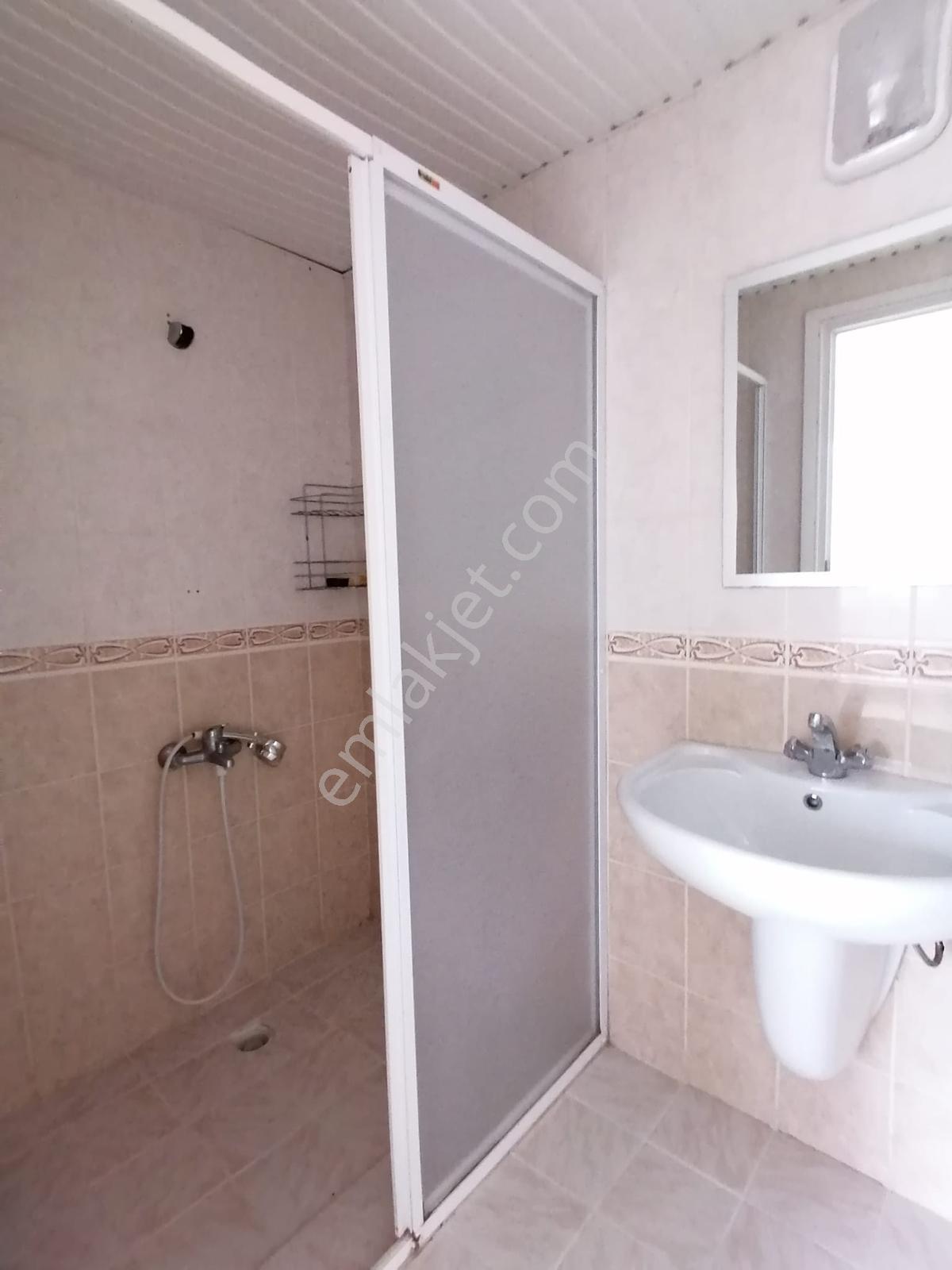 Emfadan Güzelyalı Mah.havuzlu Palmiye Sitesi D.gazlı 4+1 Daire - Görsel 30