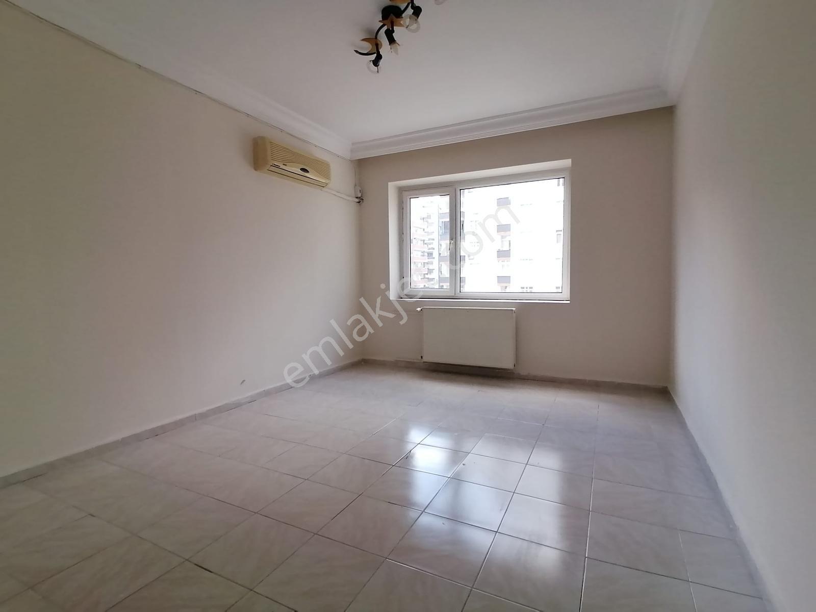 Emfadan Güzelyalı Mah.havuzlu Palmiye Sitesi D.gazlı 4+1 Daire - Görsel 26