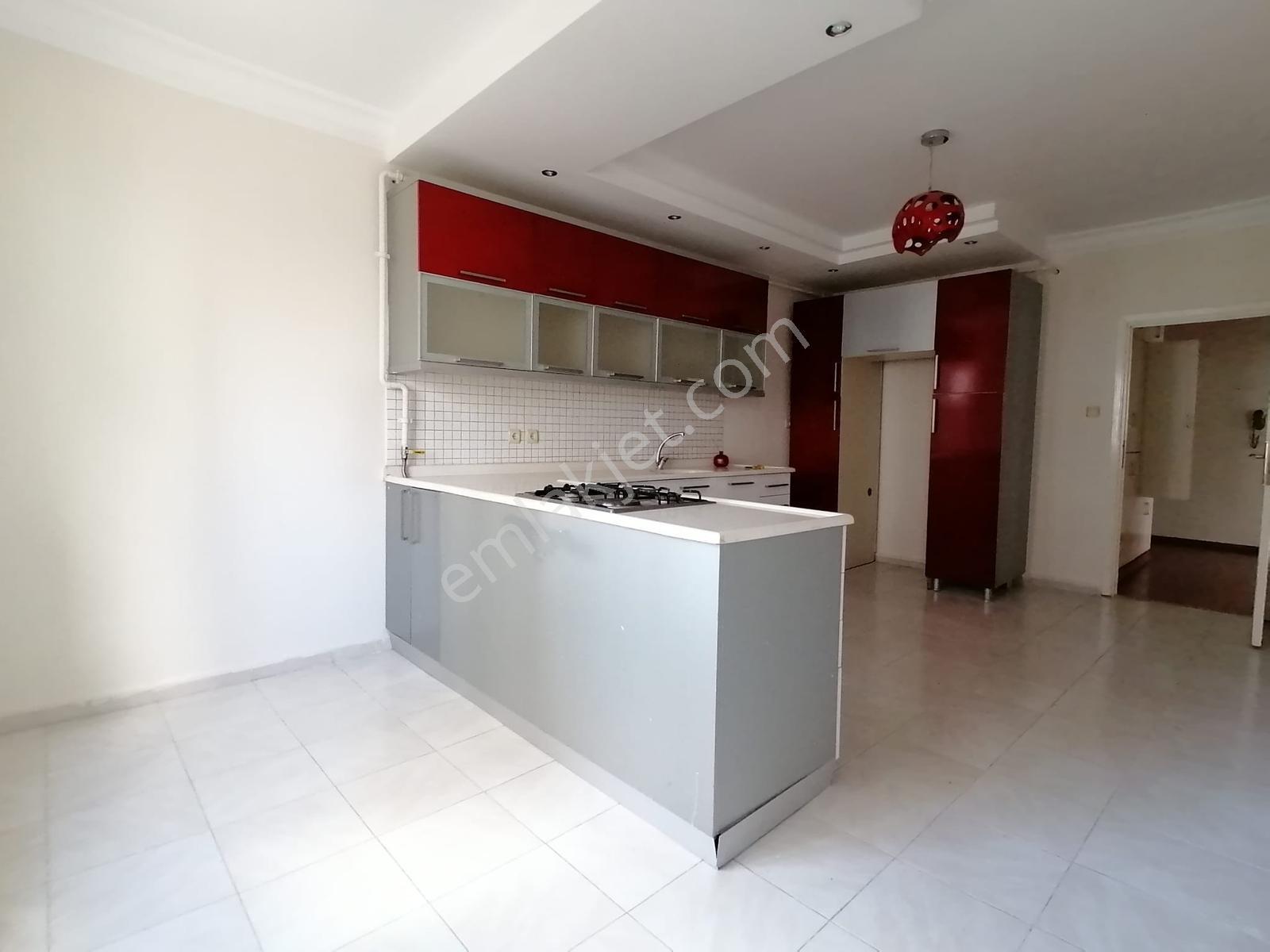 Emfadan Güzelyalı Mah.havuzlu Palmiye Sitesi D.gazlı 4+1 Daire - Görsel 12