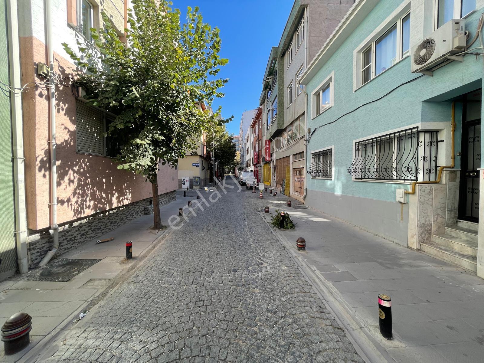 Merkezi Konumda Güney Cephe Kombili 3+1 Temiz Daire - Görsel 31