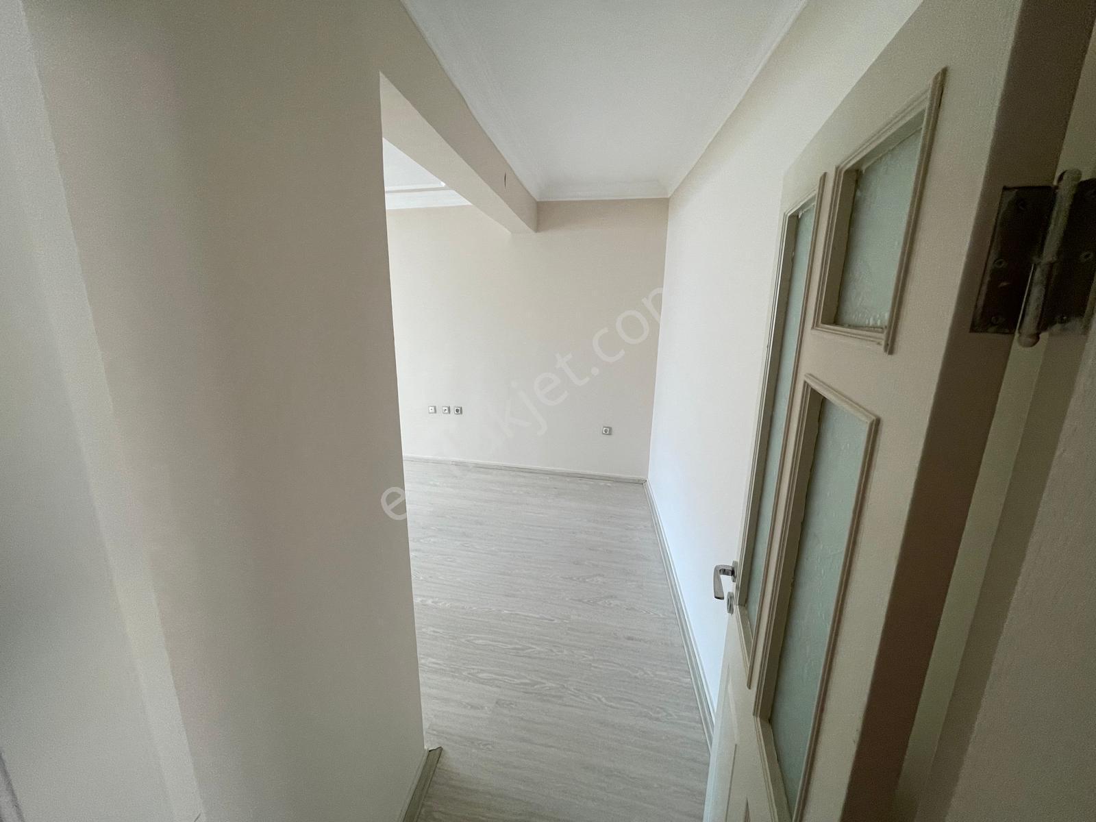 Merkezi Konumda Güney Cephe Kombili 3+1 Temiz Daire - Görsel 25