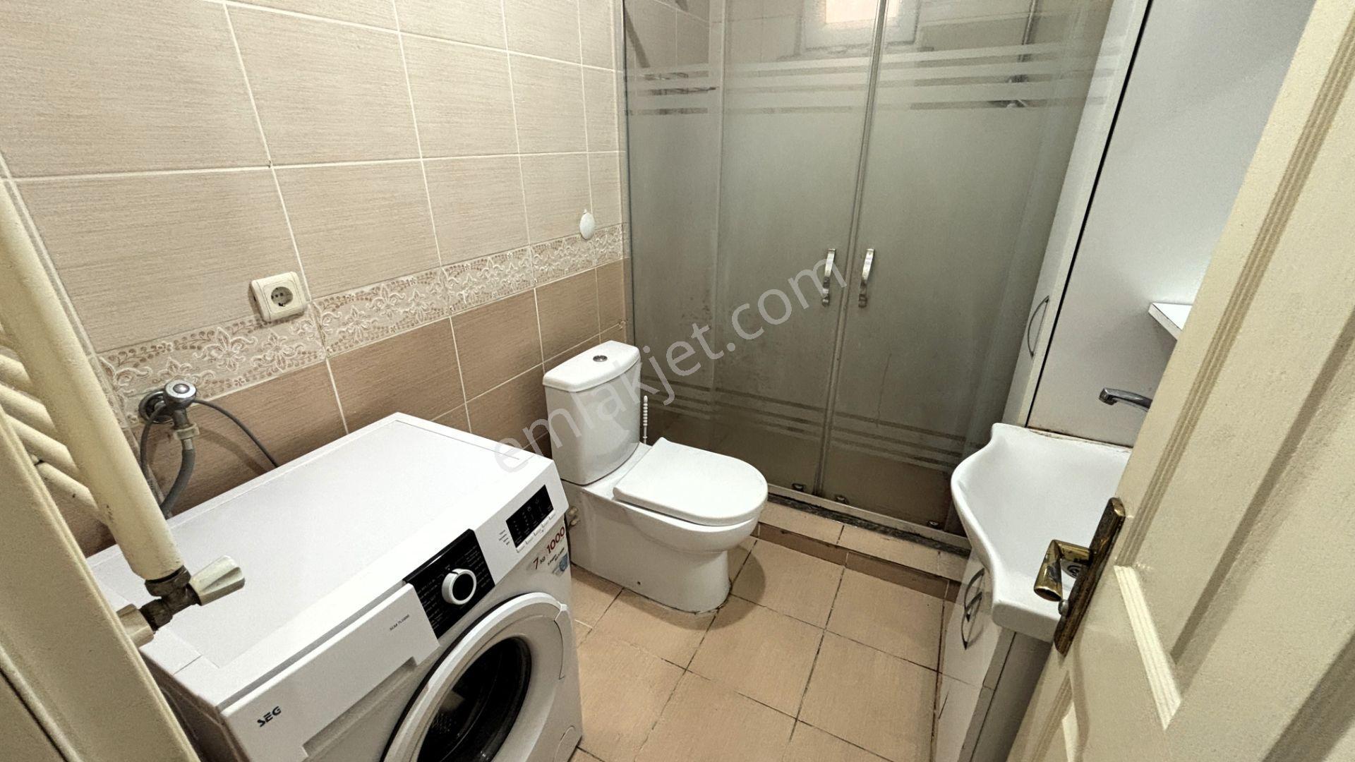 Ümraniye Esenşehirde Metroya Yakın Eşyalı 1+1 Kiralık Daire - Görsel 12