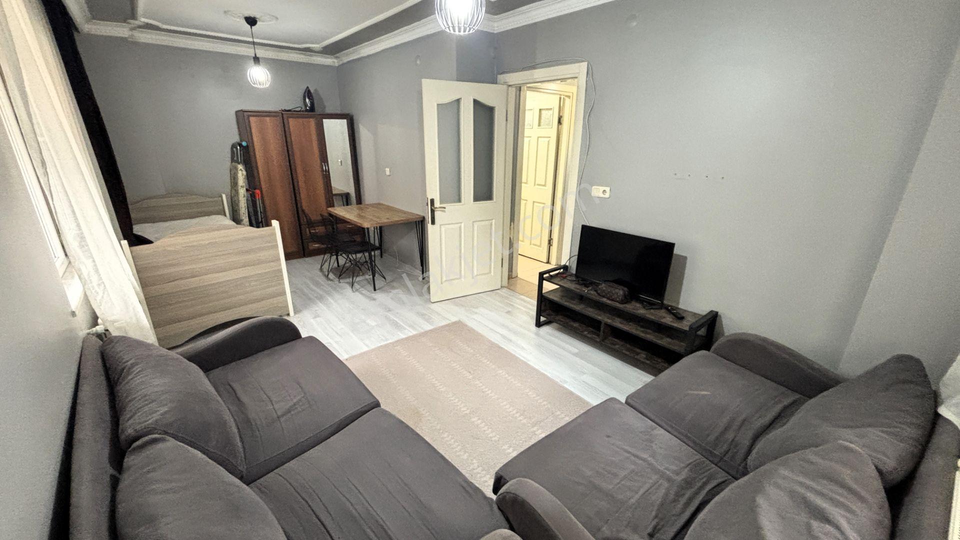 Ümraniye Esenşehirde Metroya Yakın Eşyalı 1+1 Kiralık Daire - Görsel 9