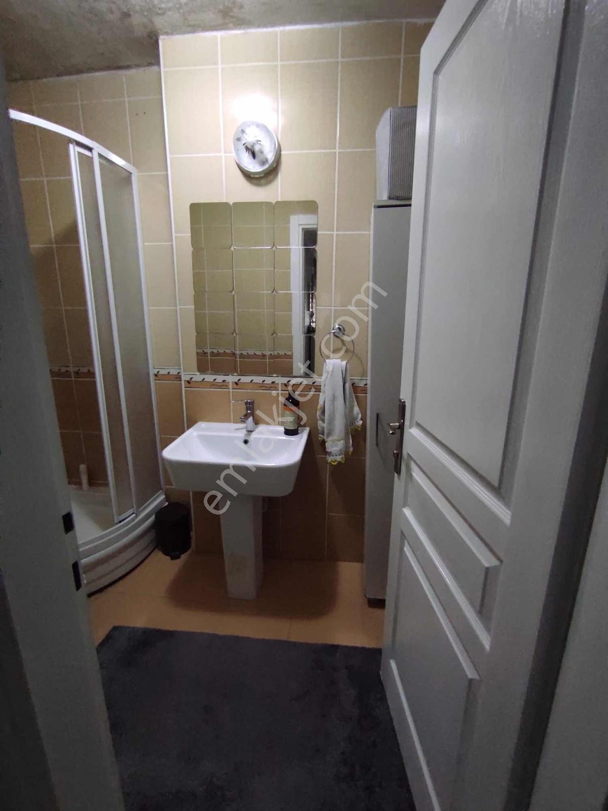 Çakmak Mah Ara Kat 2+1 Satılık 85 M2 Daire - Görsel 2