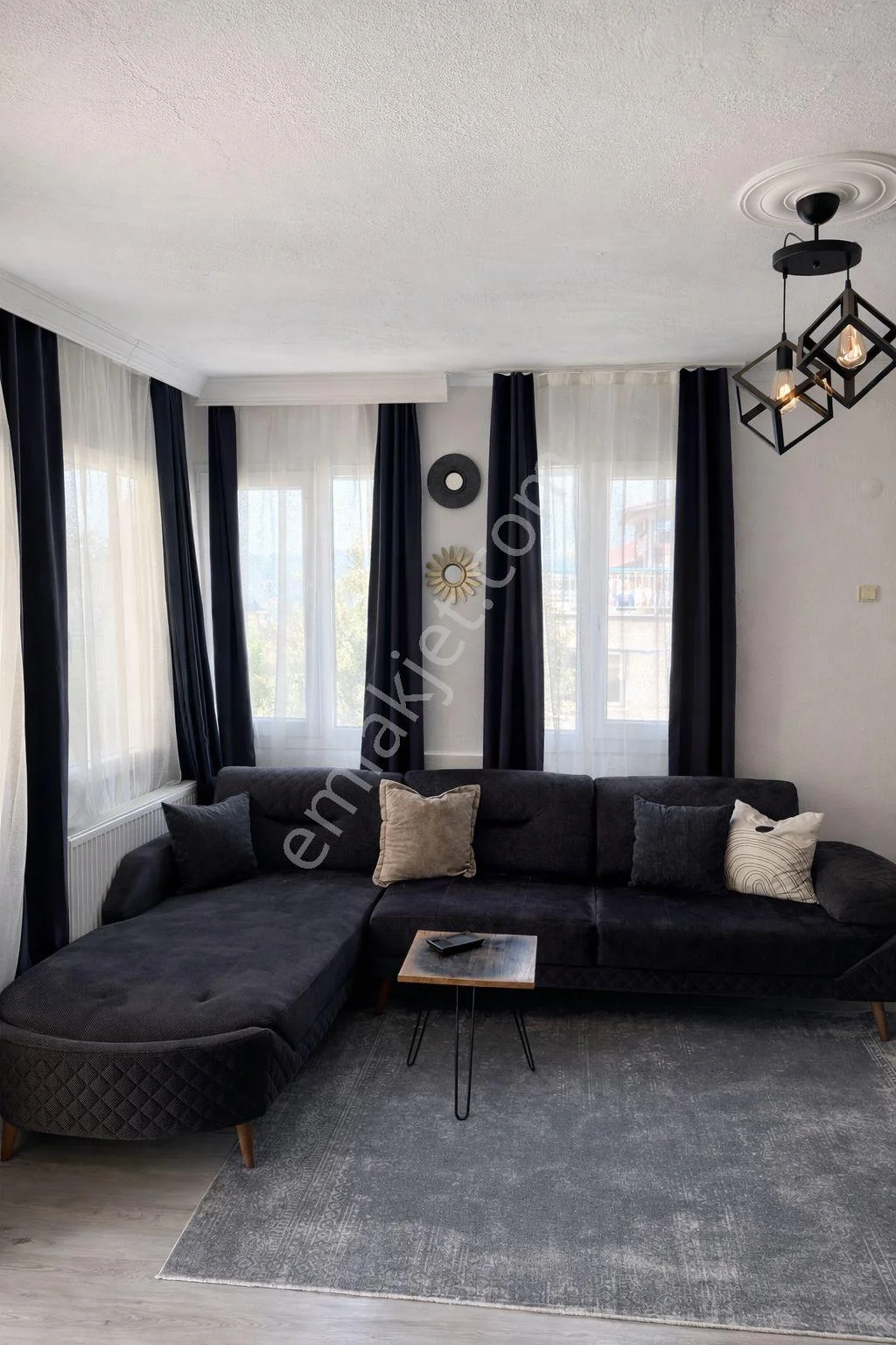 Yeni Foça'da Deniz Manzaralı Bahçeli Eşyalı Kiralık Yazlık - Görsel 3