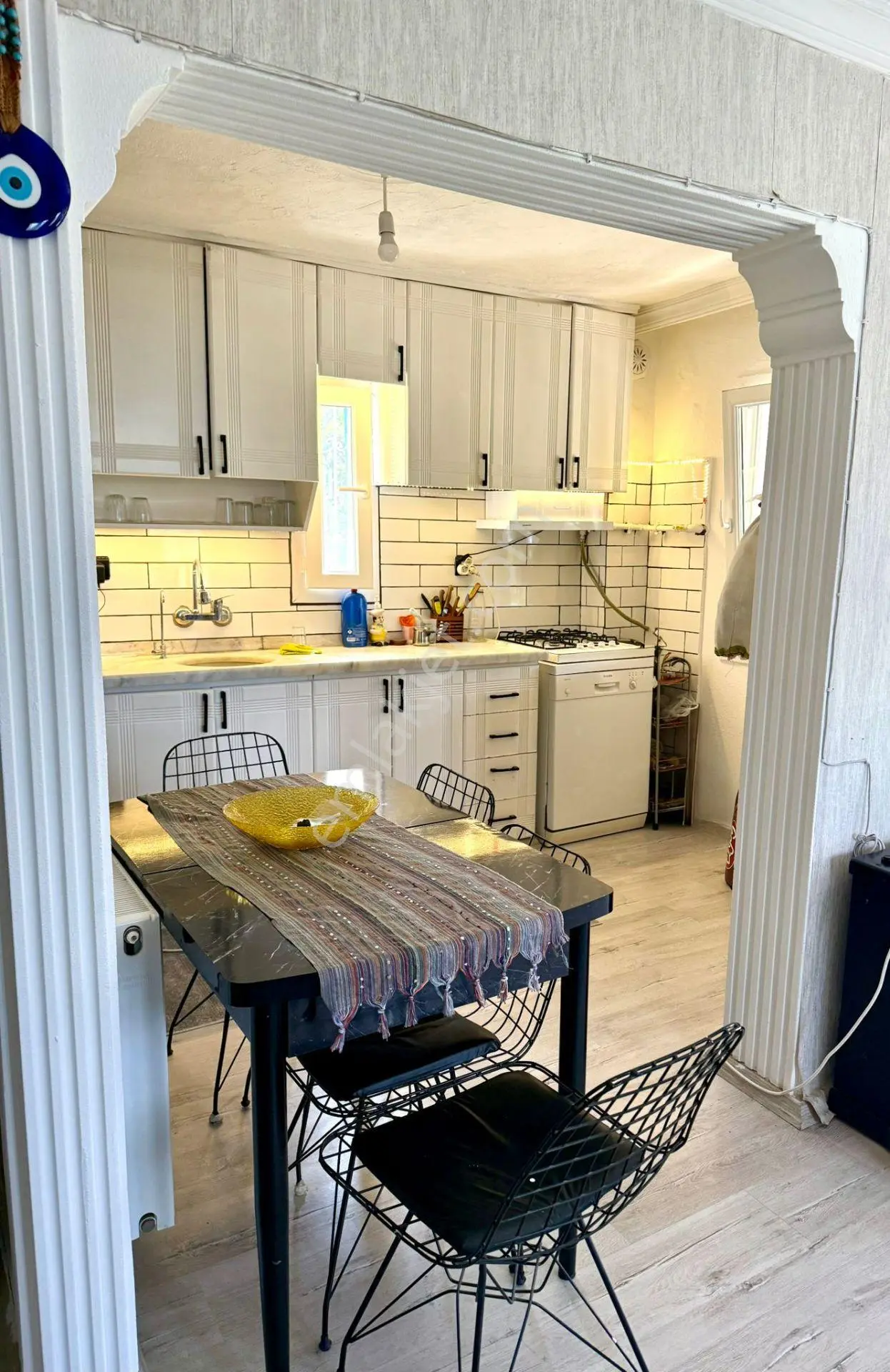 Yeni Foça'da Deniz Manzaralı Bahçeli Eşyalı Kiralık Yazlık - Görsel 5