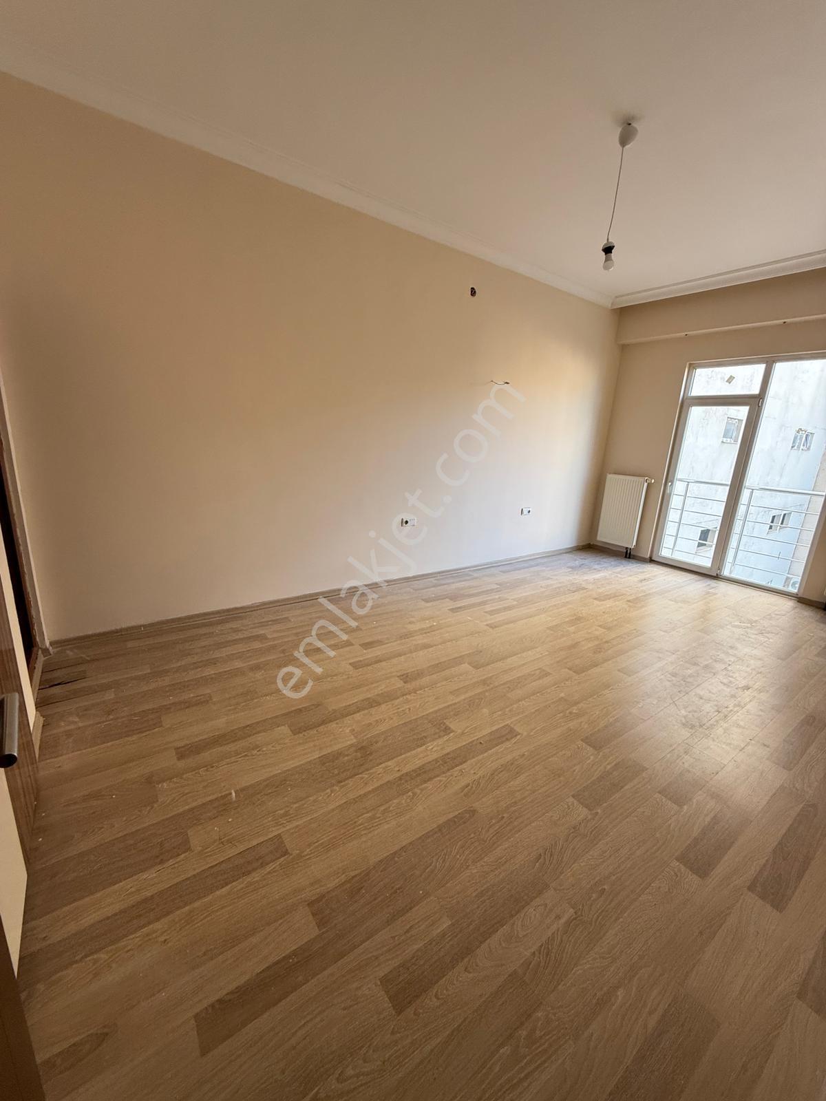 Çözüm'den Ana Cadde Üzeri Site İçinde 3+1 Kiralık Daire - Görsel 12