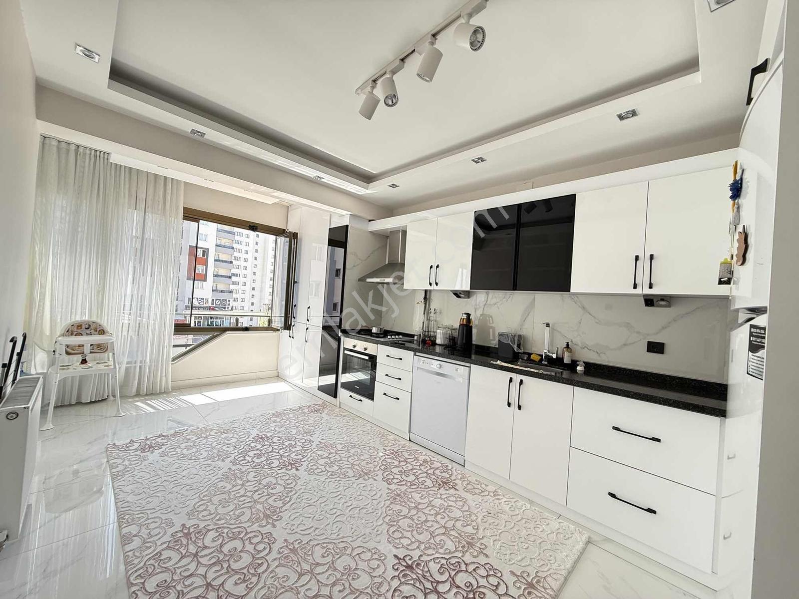 Çetin Gayrimenkulden Üngüt Hg Hastanesi Civarı Lüx 3+1 Daire - Görsel 2