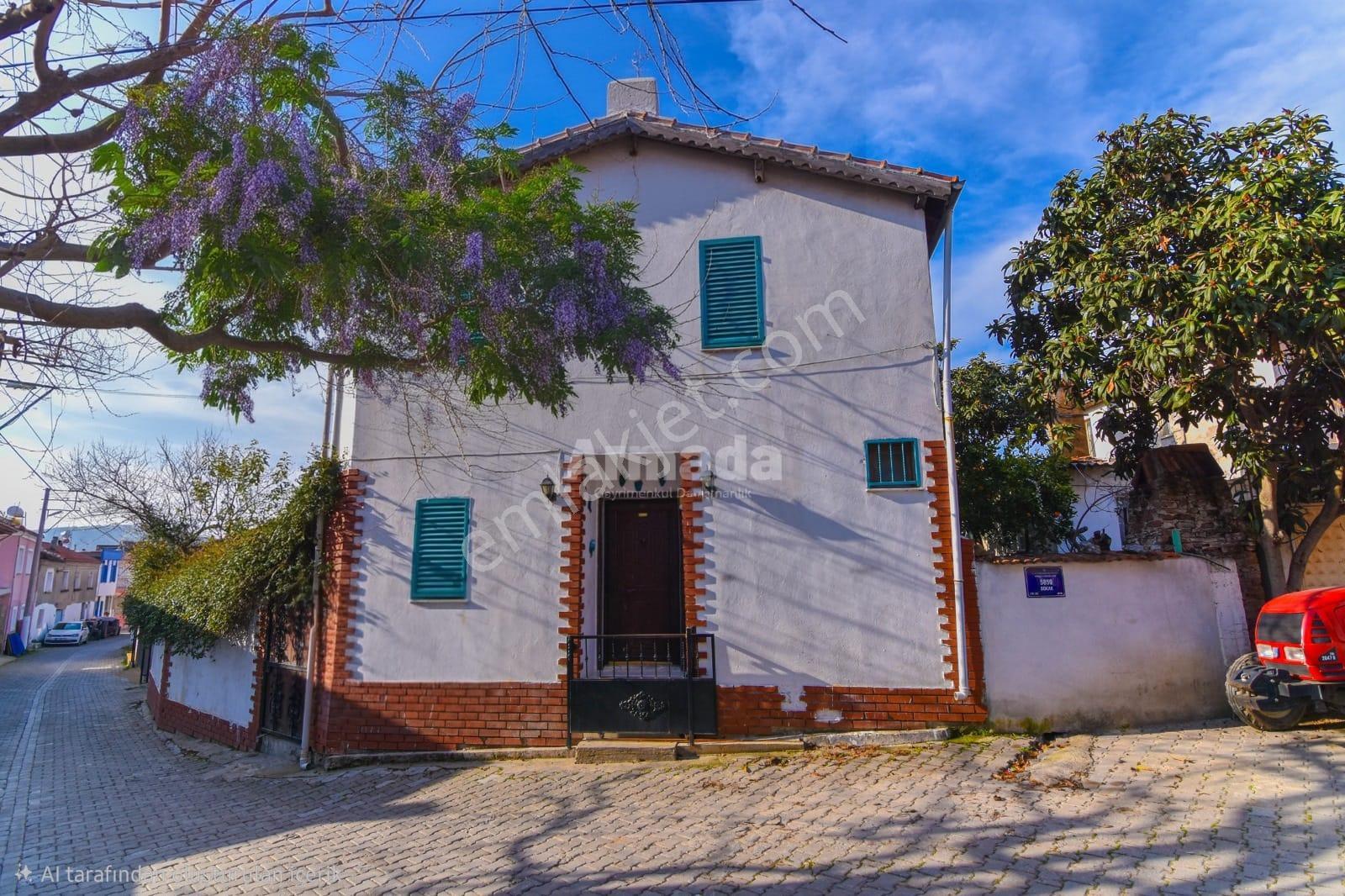 Kuşadası Kirazlı Köyünde Merkezi Konumda Müstakil Köy Evi - Görsel 2