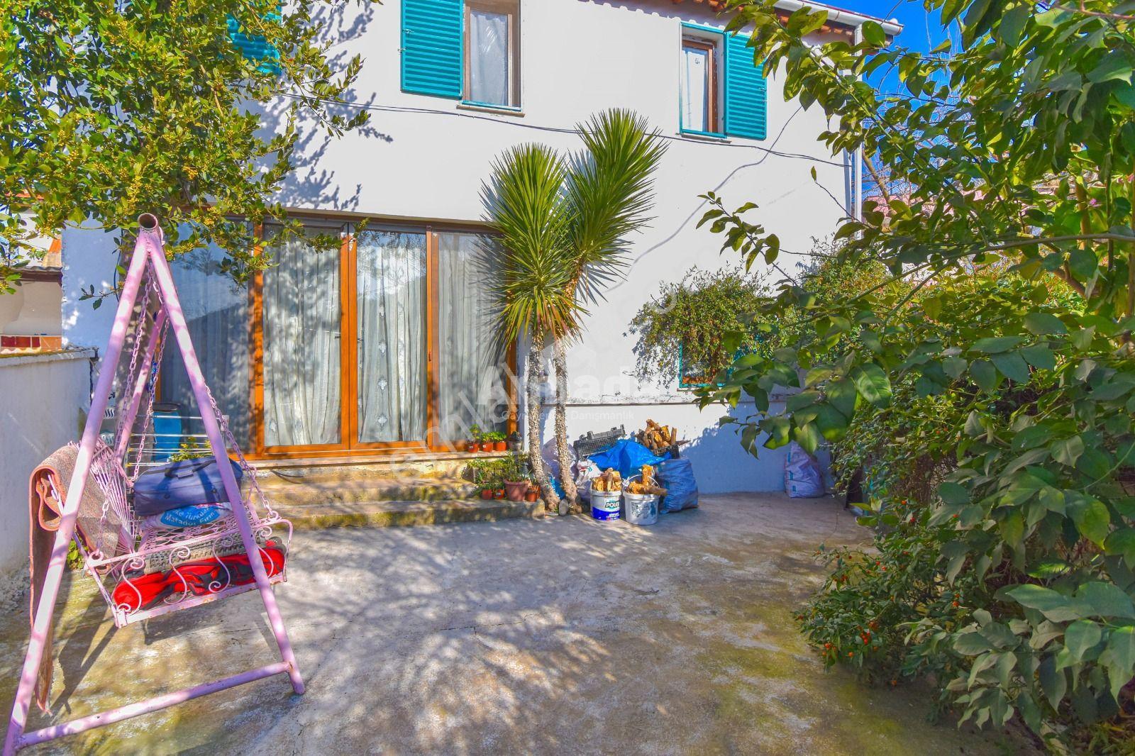 Kuşadası Kirazlı Köyünde Merkezi Konumda Müstakil Köy Evi - Görsel 20
