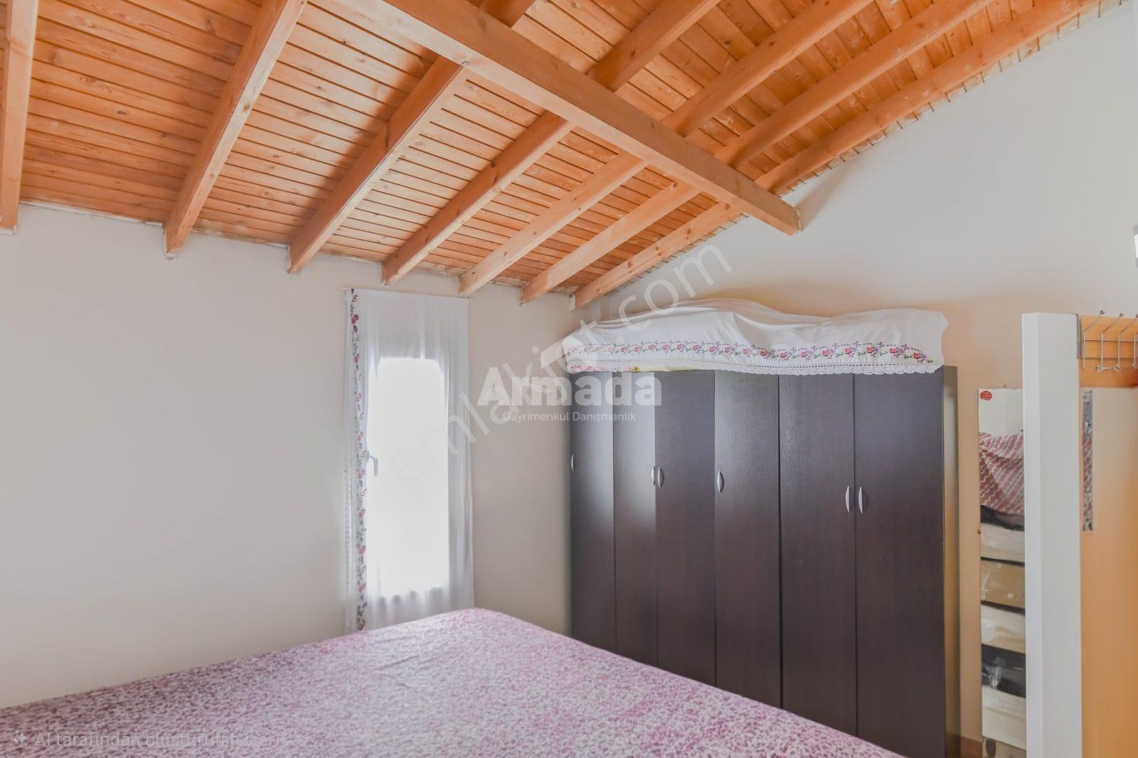 Kuşadası Kirazlı Köyünde Merkezi Konumda Müstakil Köy Evi - Görsel 3