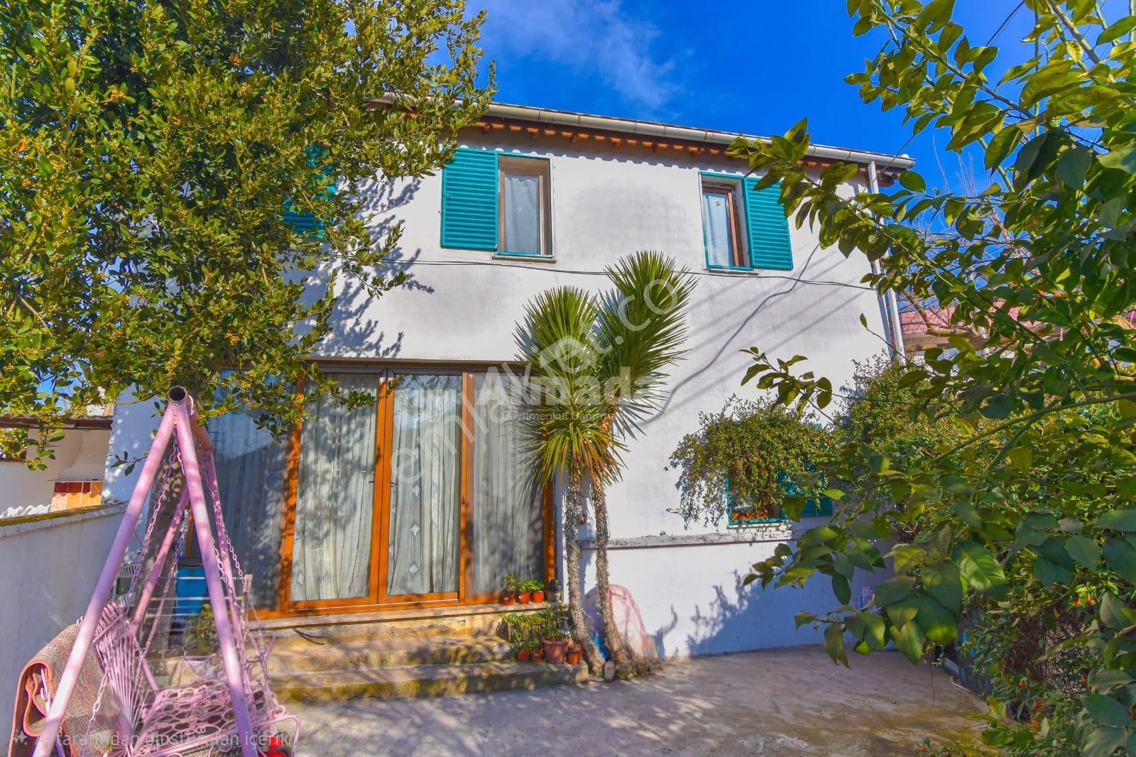 Kuşadası Kirazlı Köyünde Merkezi Konumda Müstakil Köy Evi - Görsel 23