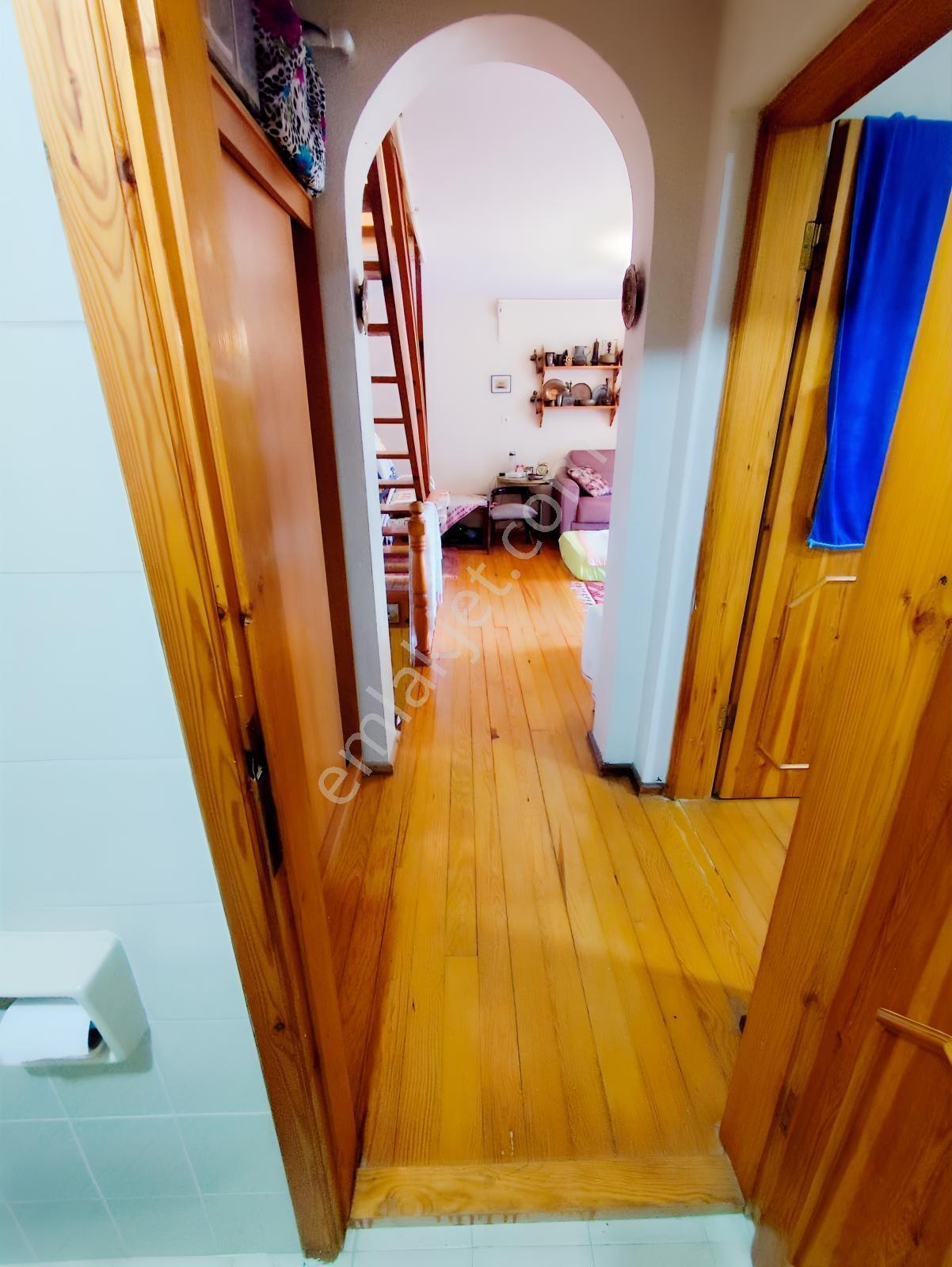 Basınkent 2 Sitesinde Satılık Bahçeli Teraslı Tripleks Villa - Görsel 9
