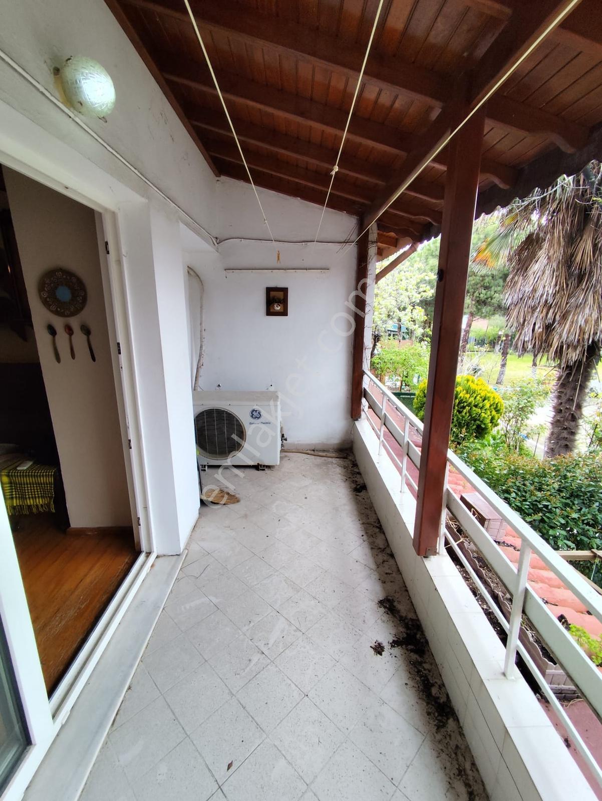 Basınkent 2 Sitesinde Satılık Bahçeli Teraslı Tripleks Villa - Görsel 10