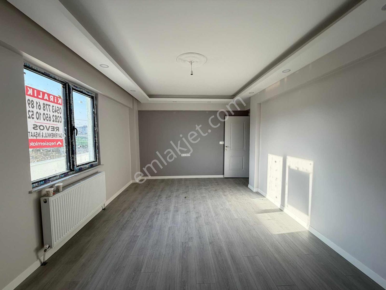 Cumhuriyet Mahallesinde Sıfır 2+1 Daire - Görsel 12