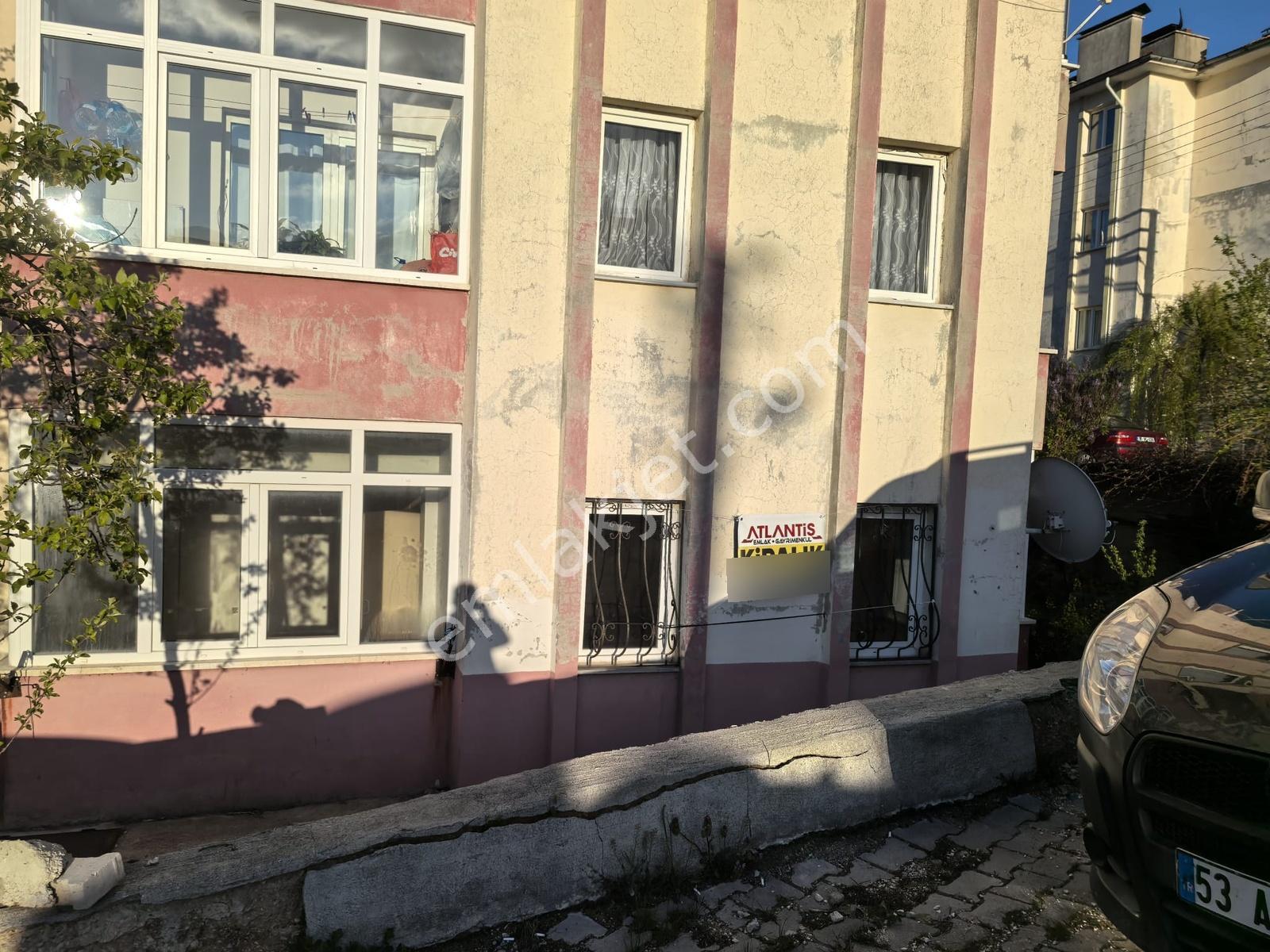 Huzur Kentte Giriş Kat Kiralık 2+1 Daire - Görsel 20