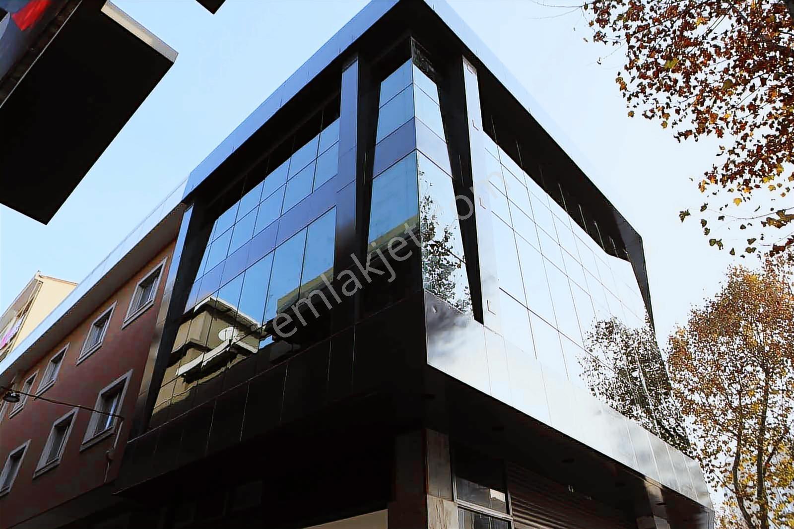 Ataşehir Kayışdağ Cadde Üstü 3 Kat Toplam 1000 M2 Büro&ofis - Görsel 32