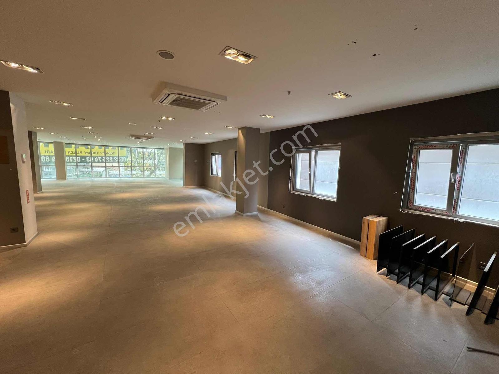 Ataşehir Kayışdağ Cadde Üstü 3 Kat Toplam 1000 M2 Büro&ofis - Görsel 23
