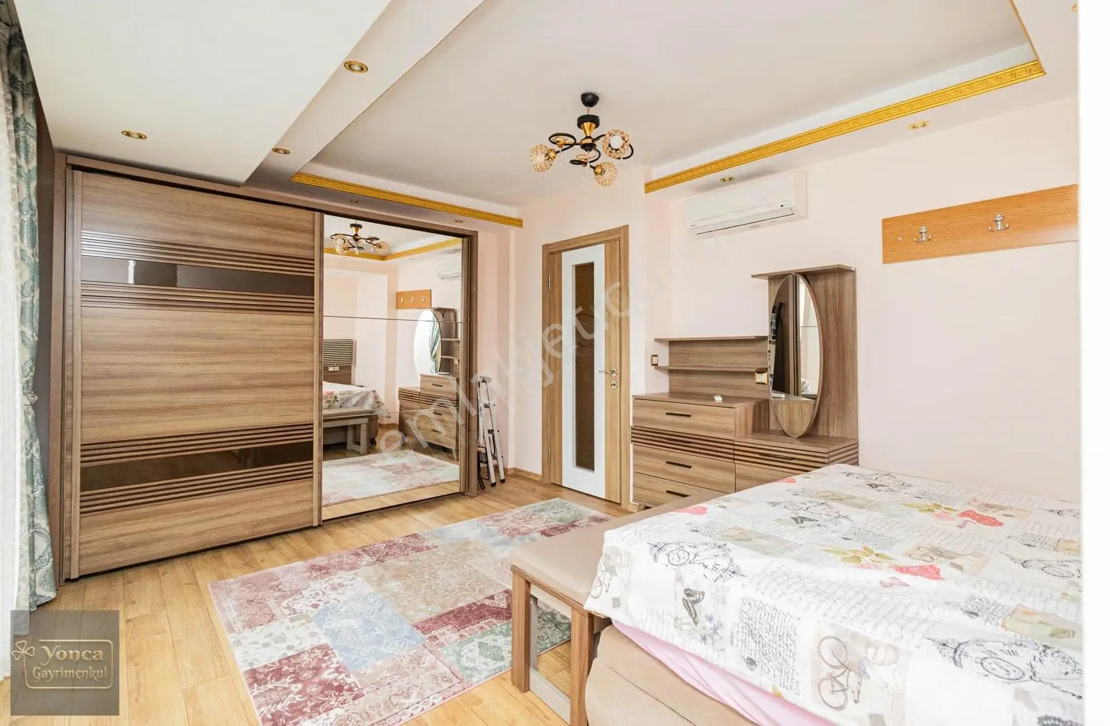 Antalya Kemer'de Denize 100 Metre Villa