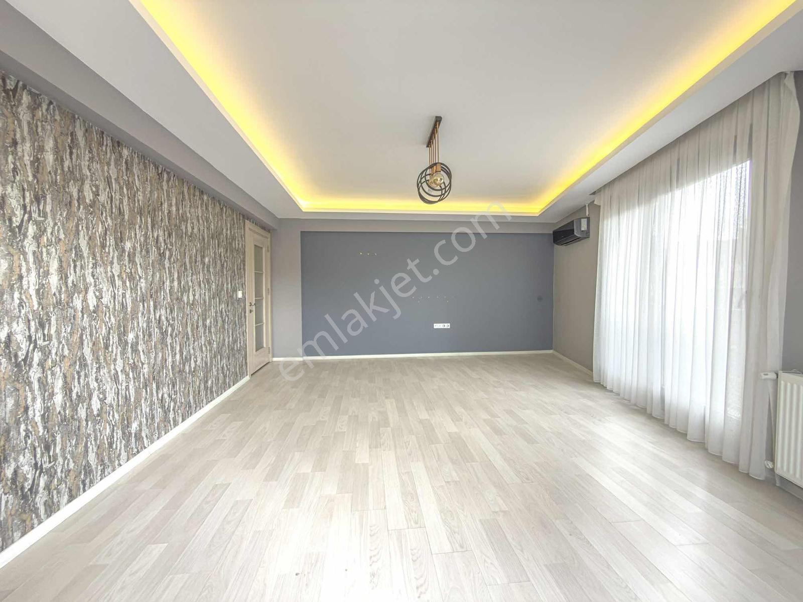 Manzaralı,geniş Teraslı,köşe 4+1 220 M2 Yeni Ve Kaliteli Daire - Görsel 9