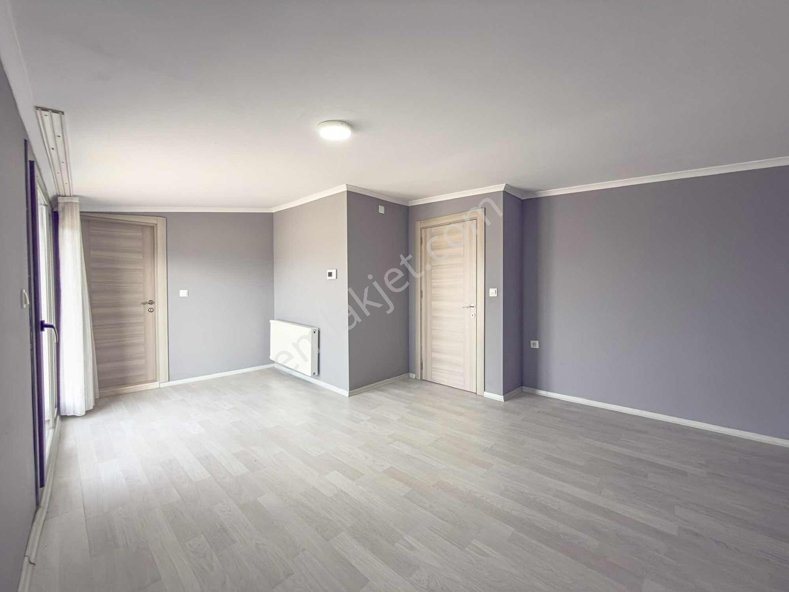 Manzaralı,geniş Teraslı,köşe 4+1 220 M2 Yeni Ve Kaliteli Daire - Görsel 7