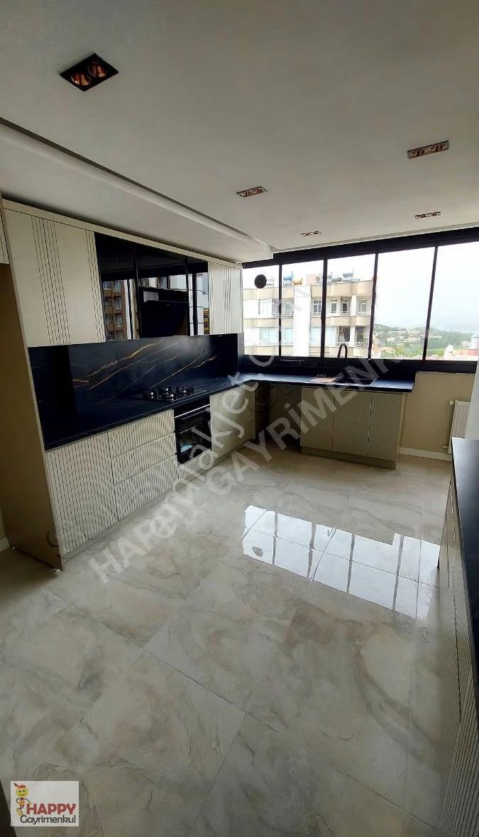 Süleyman Demirelde Göl Manzaralı / 4+1 / Hasarsız Lüx Daire - Görsel 2