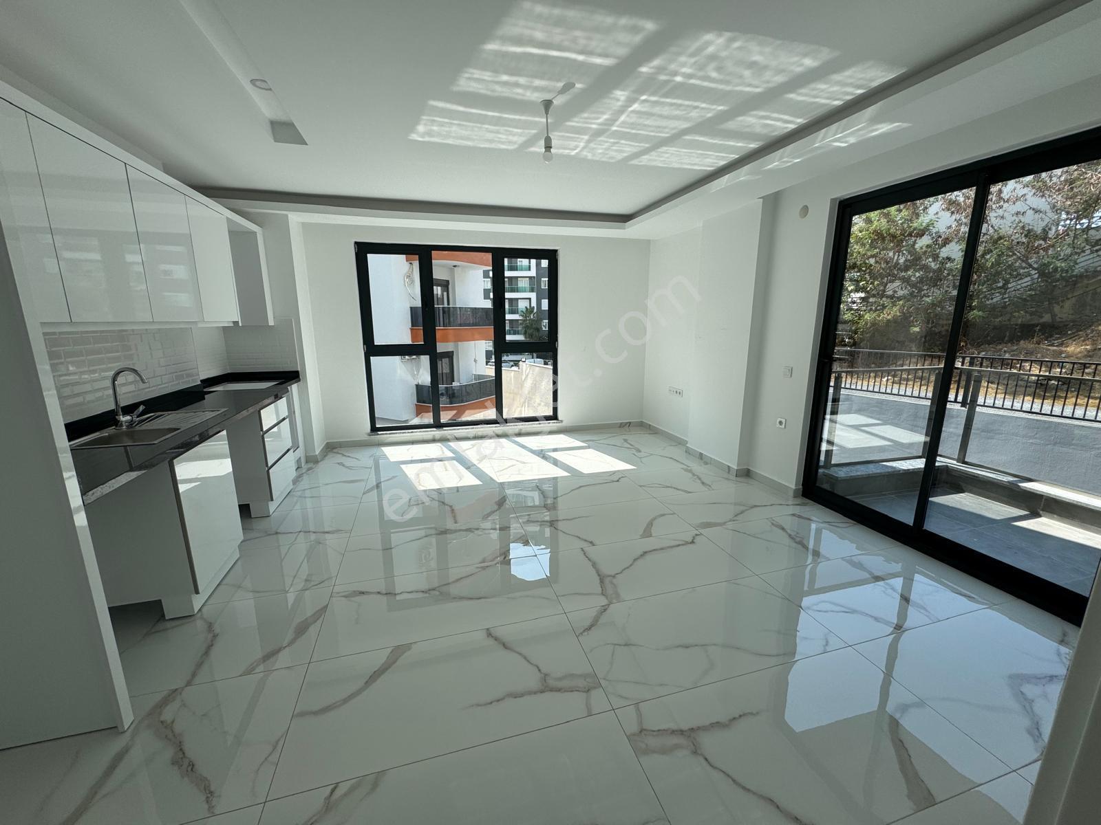 Alanya Mahmutlar Satılk 1+1 Daire