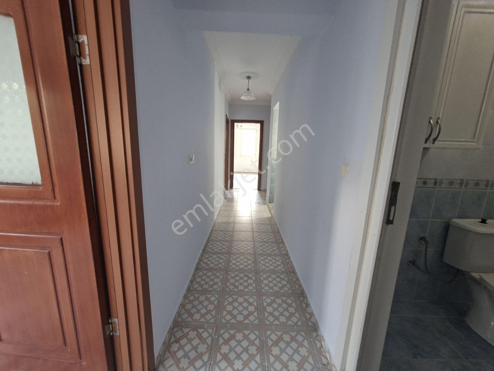 Fethiye Cami Mah. Giriş Kat 3+1 Kiralık Daire - Görsel 7