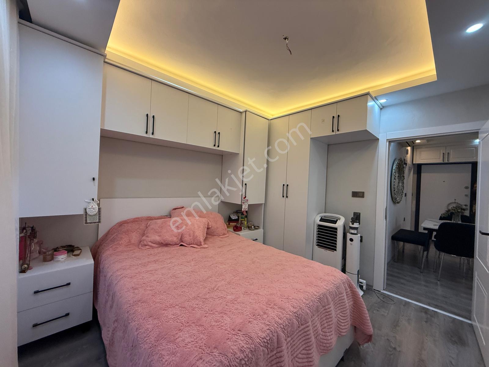 Şehrin Merkezinde İçi Lüks Yapılı 2+1 Satılık Daire - Görsel 20